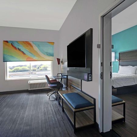 Tru By Hilton Austin Airport, Tx Hotel Exterior foto